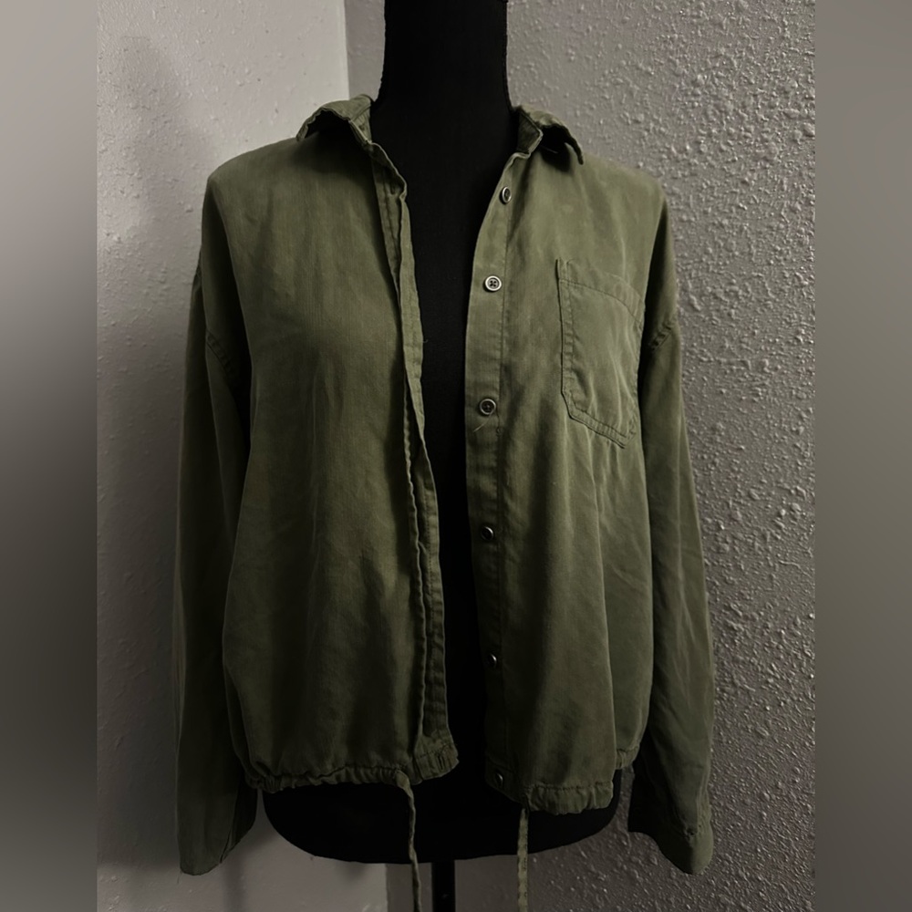 Time and Tru Women’s Casual Green Shirt Jacket